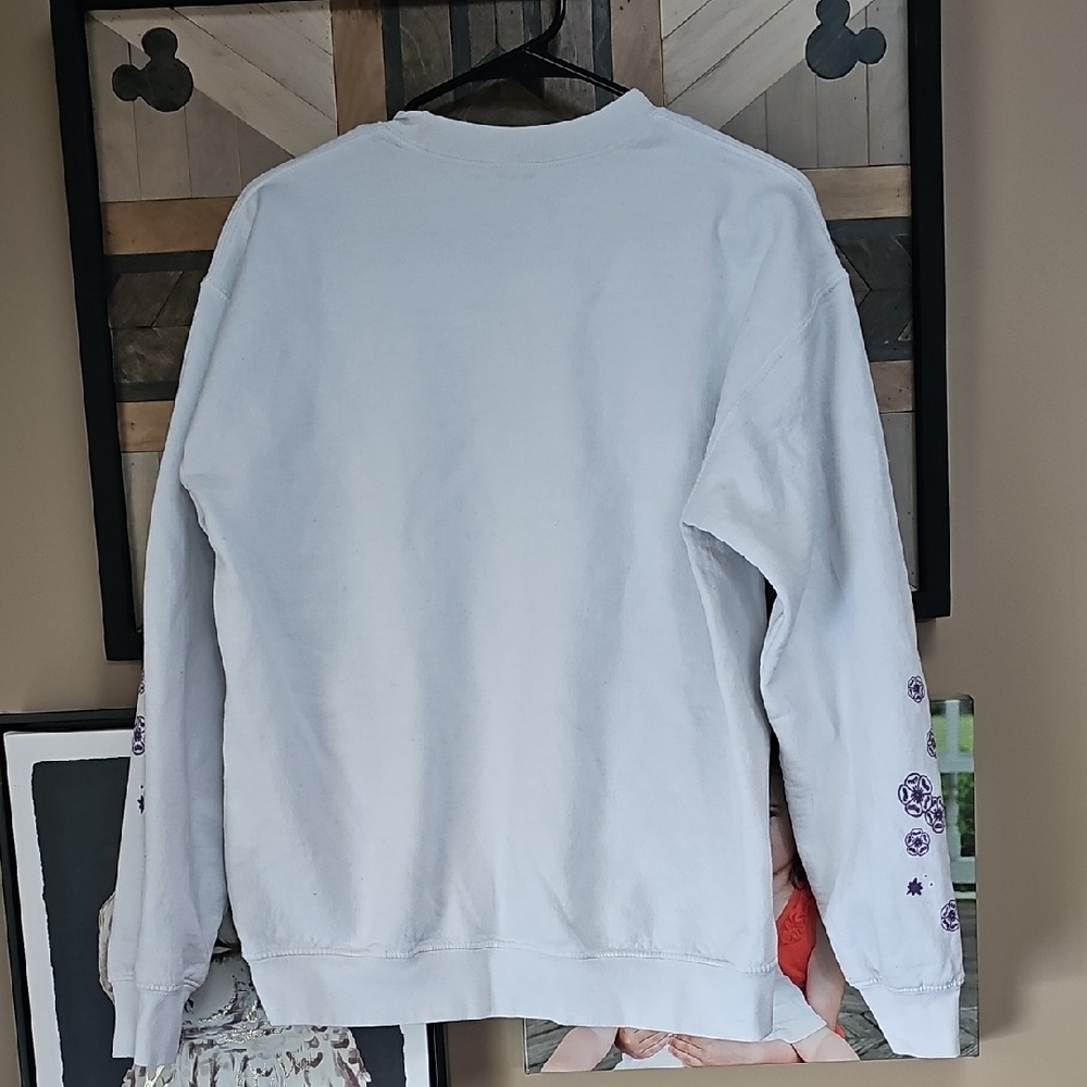 Taylor Swift Speak Now Graphic Sweatshirt with Purple Design - Picture 5 of 8